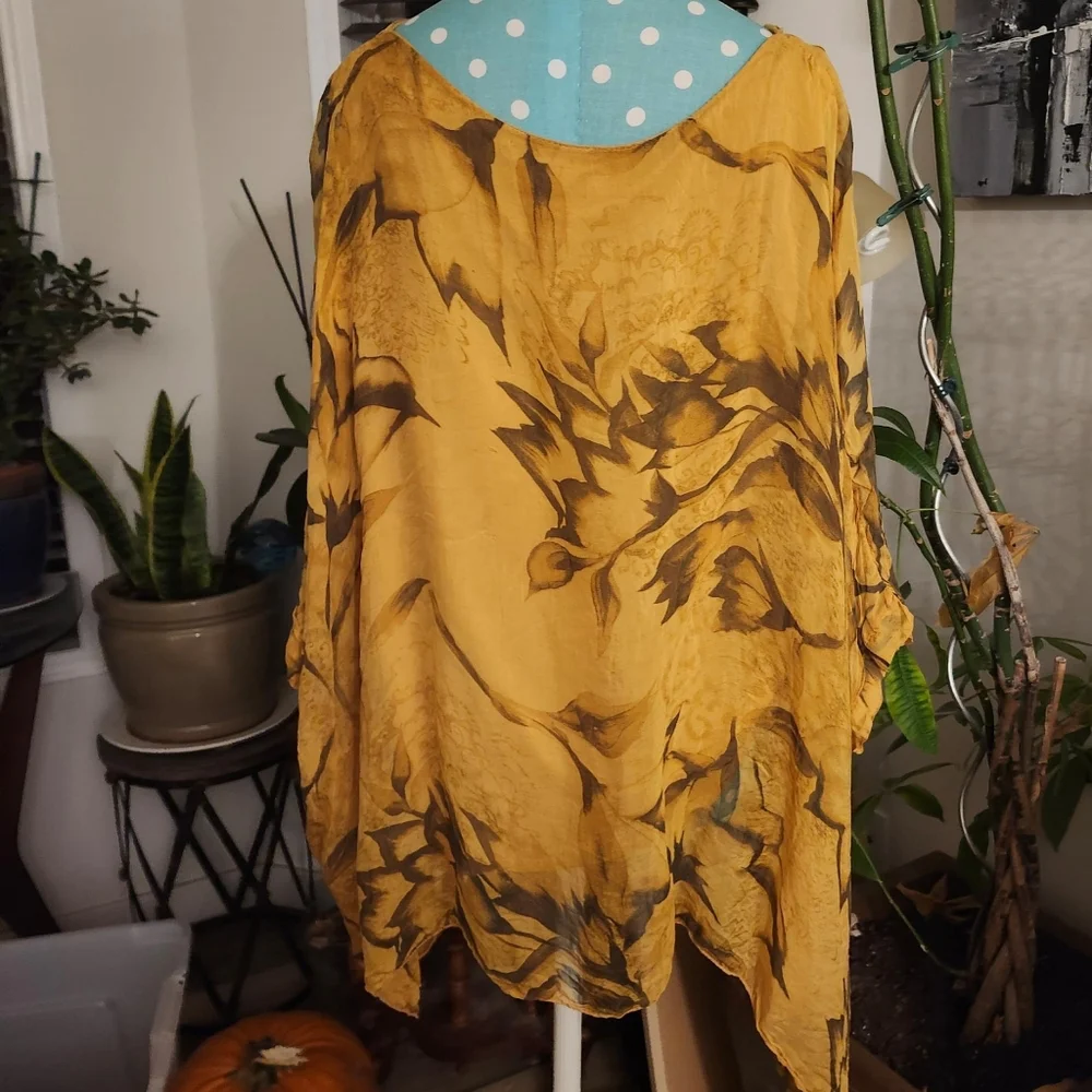 Luisa Ricci Silk Top - Picture 2 of 6